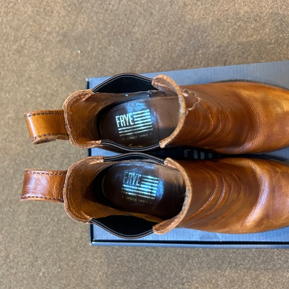 Frye Sabrina Chelsea Booties - Picture 6 of 8